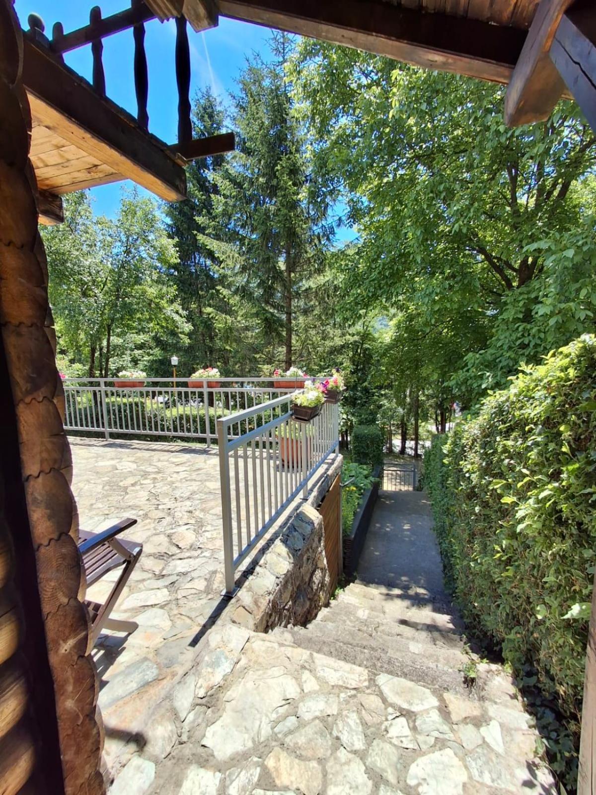 Apartman Relax In Nature 亚伊采 外观 照片